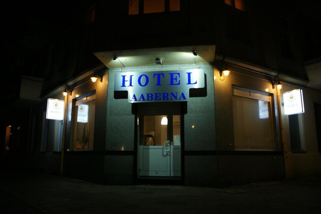 ברלין Hotel Garni Aaberna מראה חיצוני תמונה
