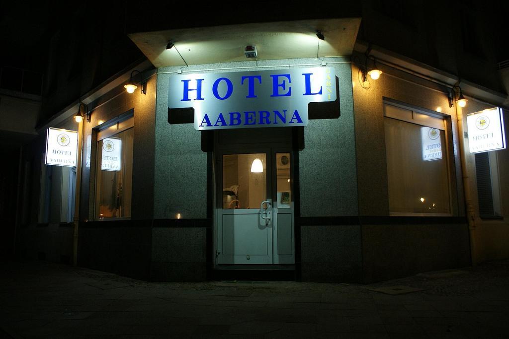 ברלין Hotel Garni Aaberna מראה חיצוני תמונה