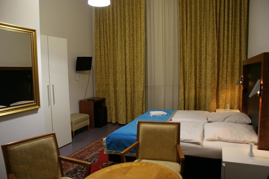 ברלין Hotel Garni Aaberna חדר תמונה